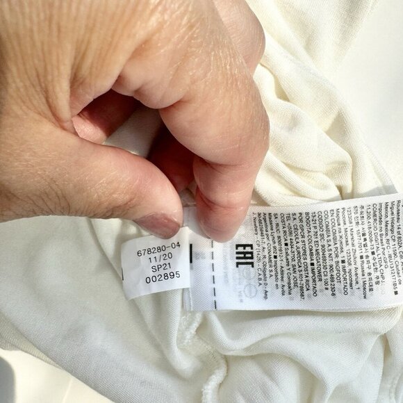 Banana Republic Threadsoft Ivory Long Sleeves Wrap Top Size XS - Picture 8 of 11